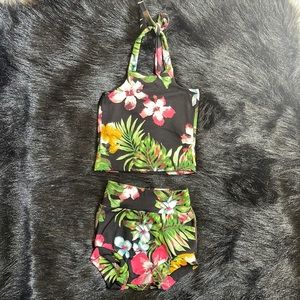 Halter with bummies